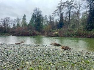 1500 Russell Rd, Merlin, OR 97532