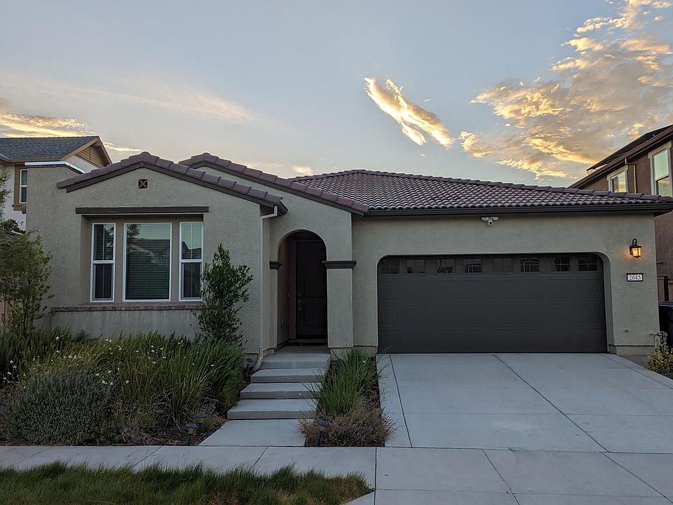 1st image of 2645 Luna Ave