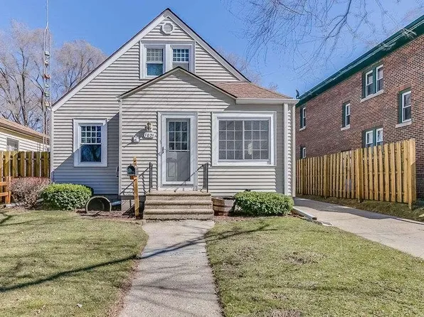 7021 35th Ave, Kenosha, WI 53142
