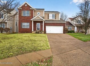 5601 Red Crested Way, Louisville, KY 40218