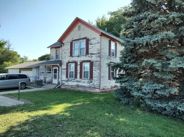 208 4th St, Little Sioux, IA 51545