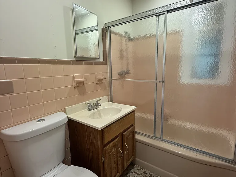 109 Houston Dr — Photo 8