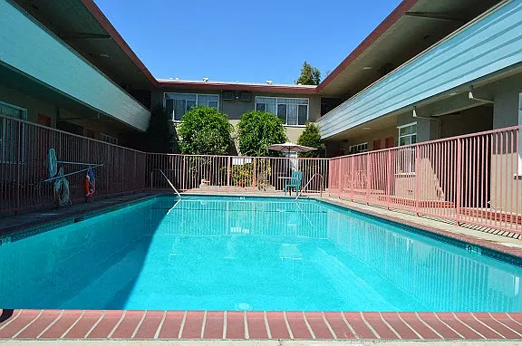 Prospect Apartments — Photo 15