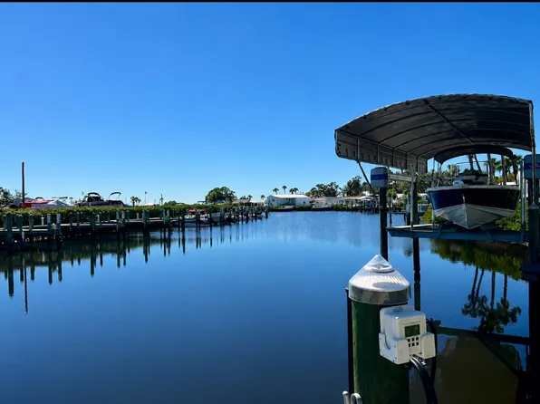 219 Denmark Dr, Ellenton, FL 34222