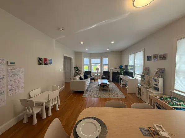 133 Putnam Ave, Cambridge, MA 02138