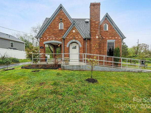 115 12th St SW, Hickory, NC 28602