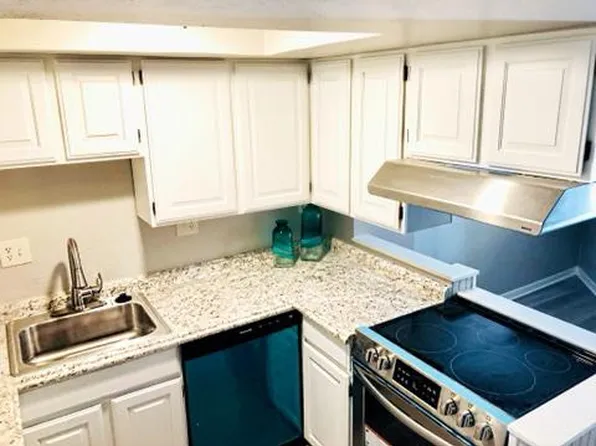 1977 S Pennsylvania St #1977, Denver, CO 80210