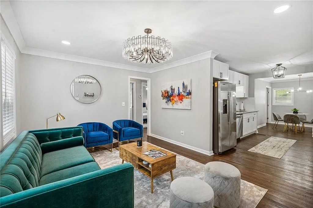 3 bed, 3.0 bath, 1300 sqft, $1,700 — Photo 3