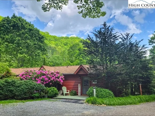 492 Willard Johnson Road, Vilas, NC 28692