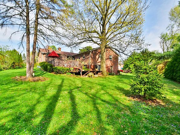 2nd image of 3476 Belvoir Dr