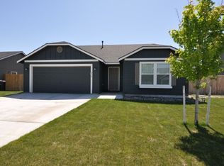 6416 Penrose Point Dr, Pasco, WA 99301