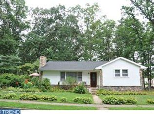 715 5th St, Delran, NJ 08075