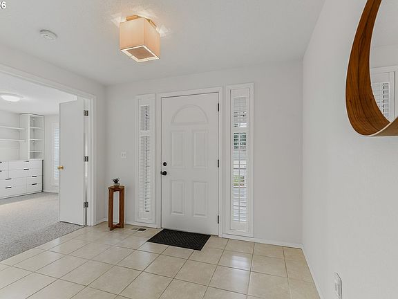 3rd image of 15802 SE 27th Cir