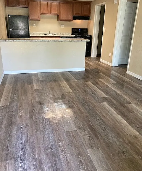 Hidden Pines Apartments — Photo 5
