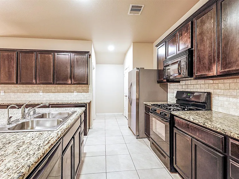 18303 Trace Pointe Ln — Photo 12