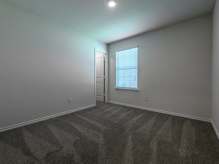 1008 N River Oaks Ln — Photo 11