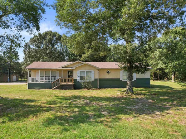 130 County Road 2102, Hughes Springs, TX 75656