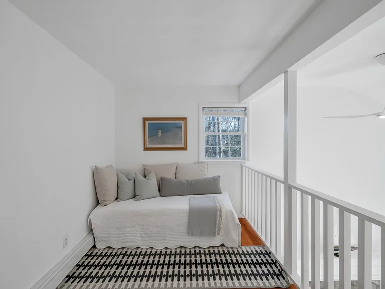 44 Wireless Rd — Photo 18