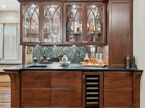 300 Central Park West image 5 of 12