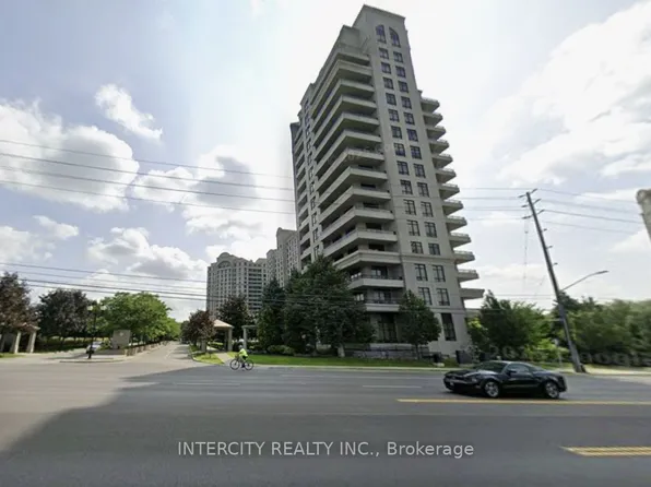 9225 Jane St #212, Vaughan, ON L6A 0J7