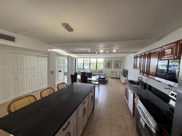 20381 NE 30th Ave #3247, Aventura, FL 33180