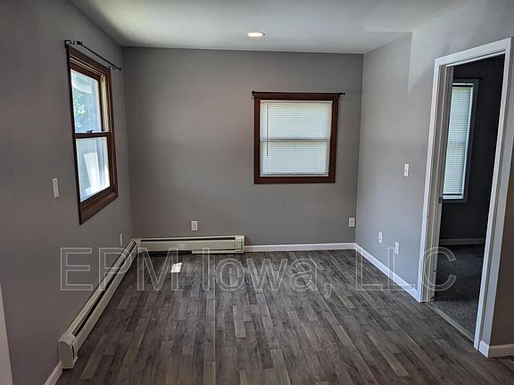 3rd image of 609 1st St W Suite A