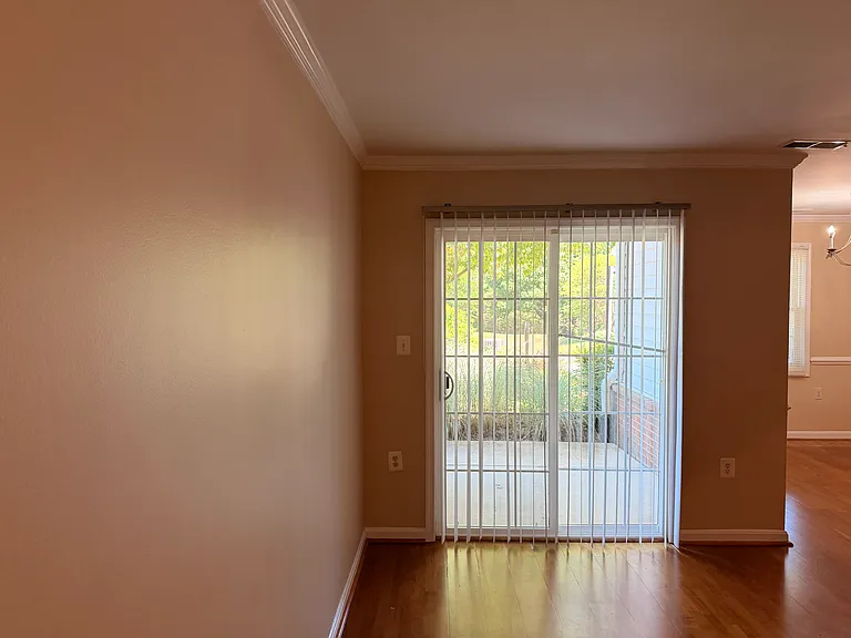 125 Westwick Ct #1 — Photo 8