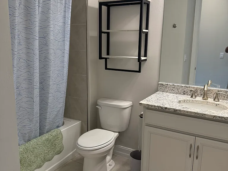 2nd Bathroom
