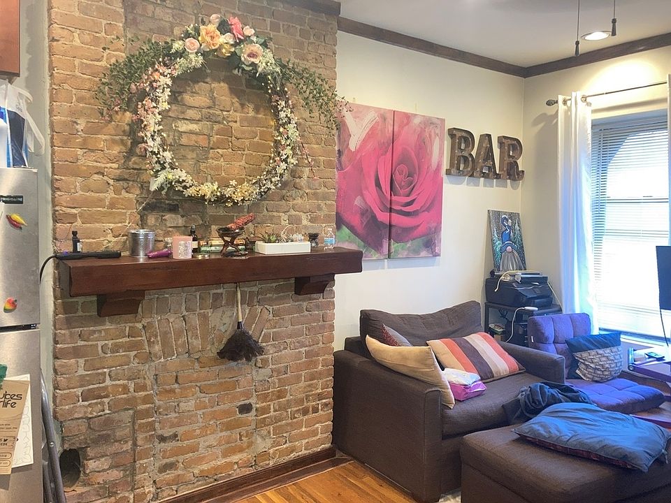 2nd image of 574A Macon St #2R