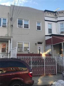 526 Linwood St, Brooklyn, NY, 11208