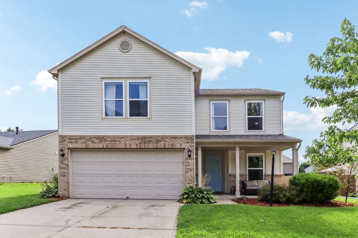 Parkview Dr-S2707-001.jpg