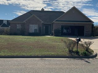 103 Sunshine Ln, Dothan, AL 36303
