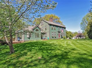 4 Ridgeland Dr, Cumberland, RI 02864
