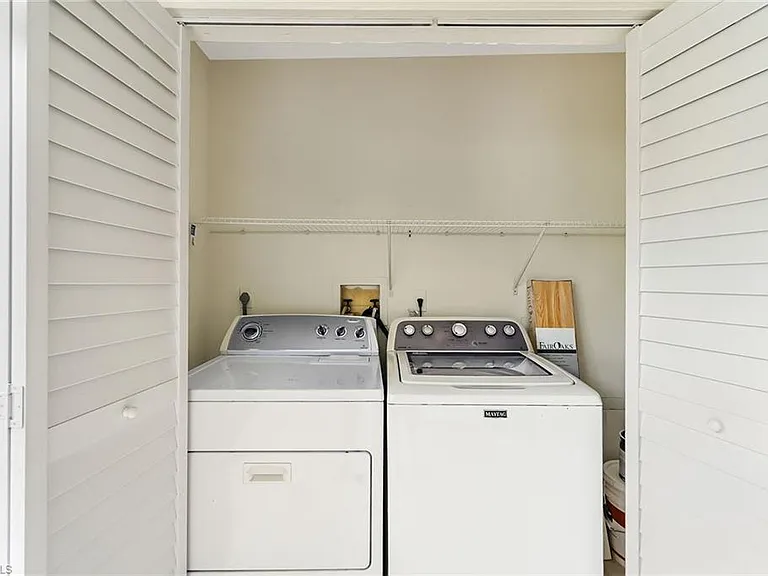 1933 Courtyard Way #D-103 — Photo 16