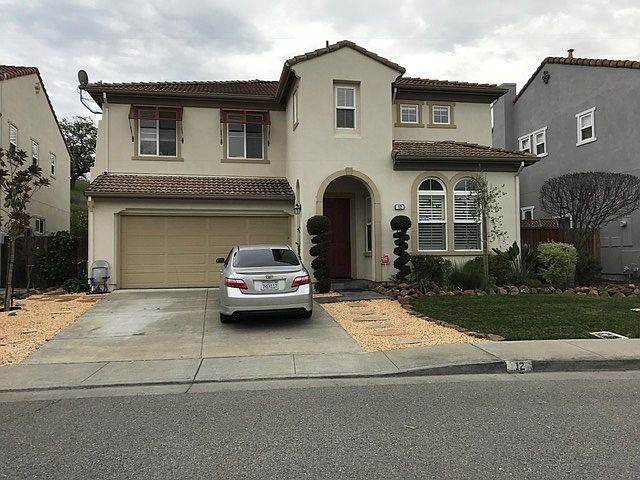 1st image of 12 Sunny Cove Dr
