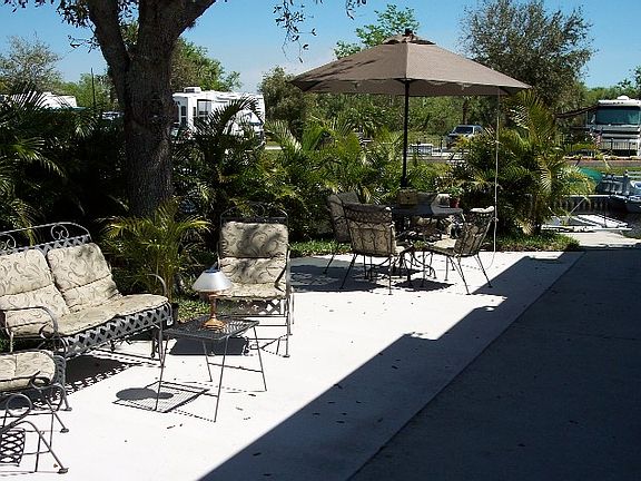 4th image of 443 Waterway Dr