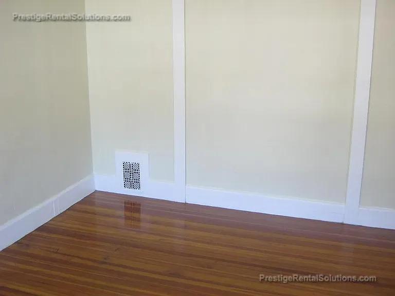 21 Roseclair St #3 — Photo 6