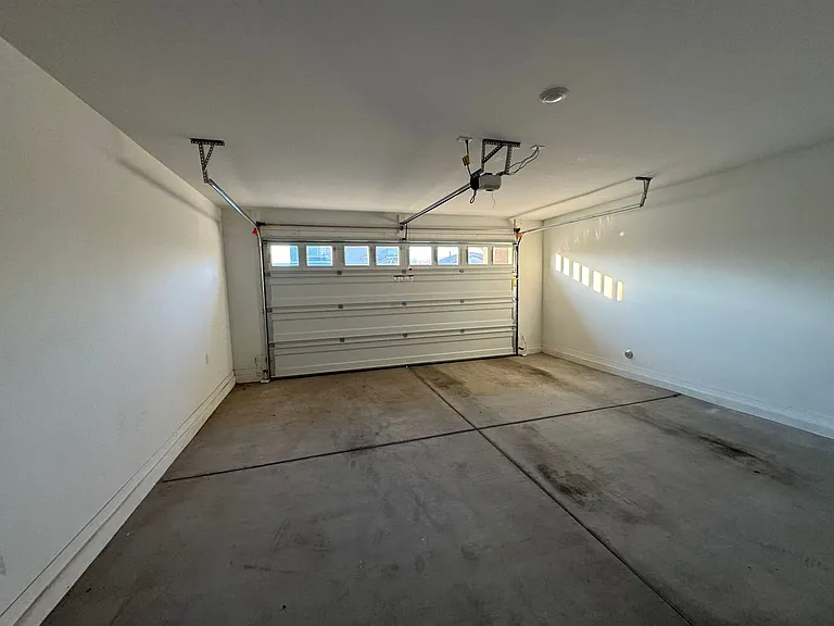 9353 E Saturn Ave — Photo 23