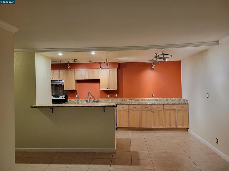 590 El Dorado Ave #109 — Photo 4