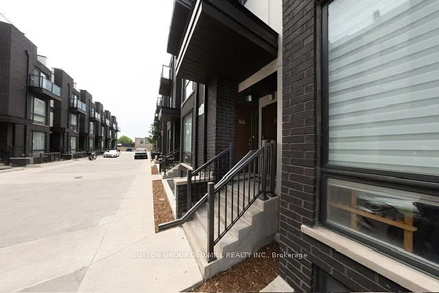 30 Fieldway Rd #91 — Photo 2
