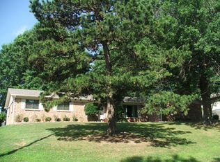 1214 Speer Dr, Harrison, AR 72601