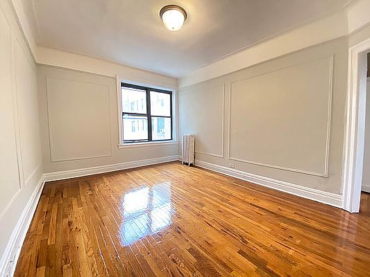 1st image of 32-35 30th St #B21