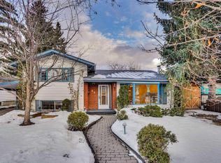 64 Hartford Rd NW, Calgary, AB T2K2A5