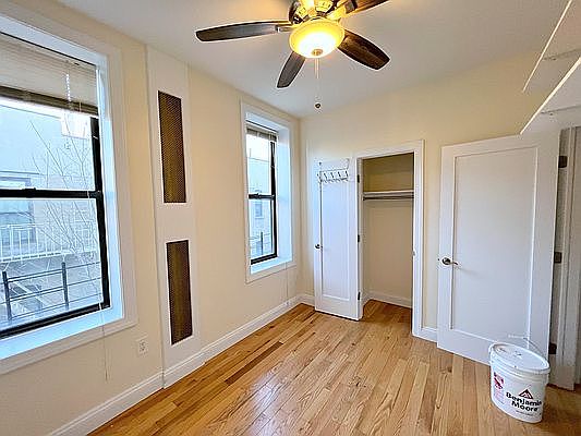 4th image of 35 Central Park N APT 5L