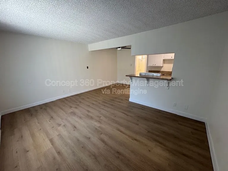 1021 Ohio Ave #7 — Photo 13