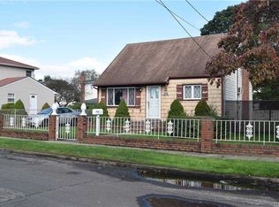 250 Archer Ave, Copiague, NY