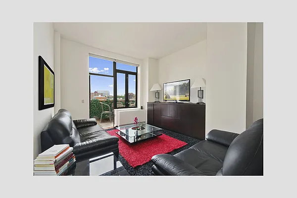 Sold by Stribling | media 5