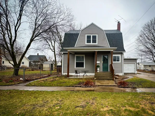 320 12th St, Boone, IA 50036