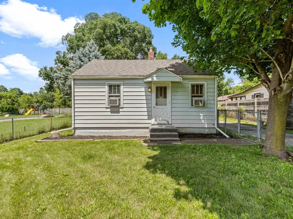 4401 Compton Ave, Rockford, IL 61101