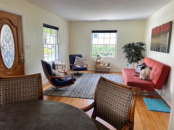 4th image of 1229 Missouri St